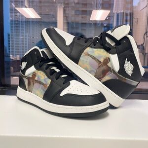 Air Jordan Mid Hologram